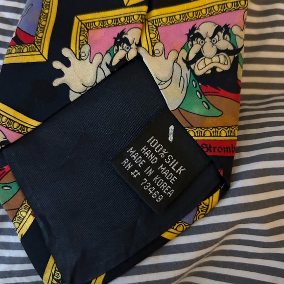Vintage 1990s Classic Disney Villains Silk Tie - Picture 3 of 4
